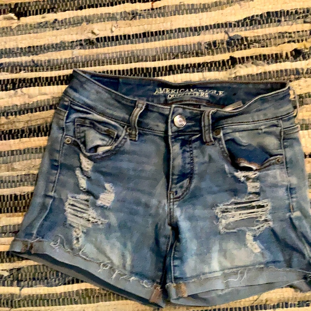 American Eagle distressed shorts